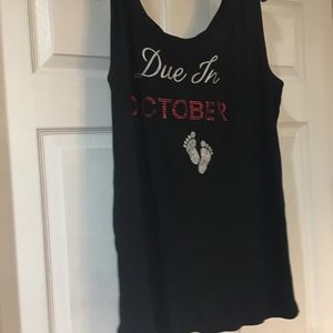 Maternity Due in October sleeves top